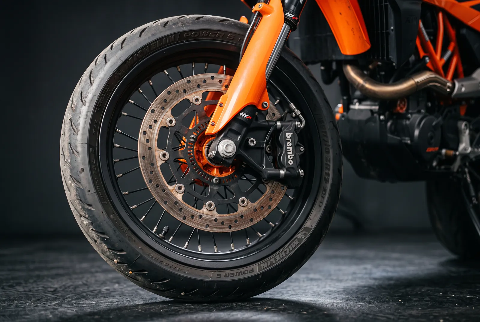 Detail van een KTM SMC-R